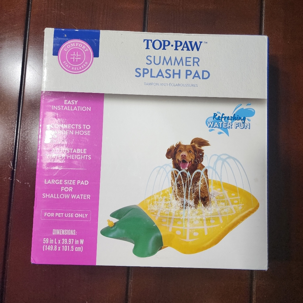 Dog splash pad